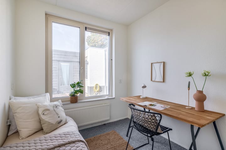 Tussenwoning te koop: Rendierlaan 10, Helmond