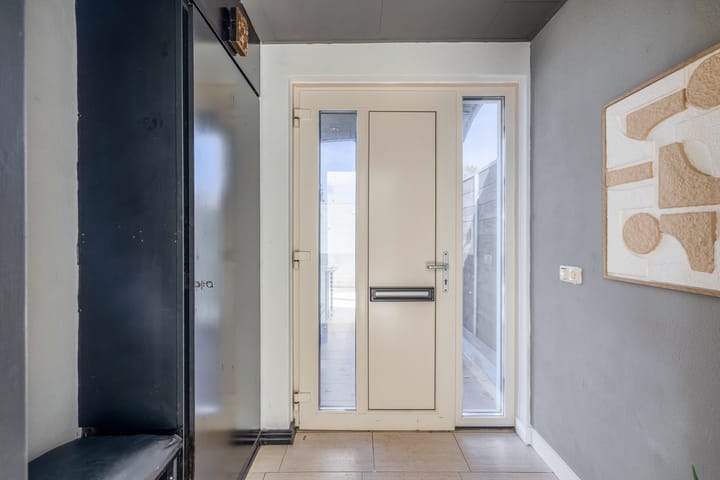 Tussenwoning te koop: Rendierlaan 10, Helmond