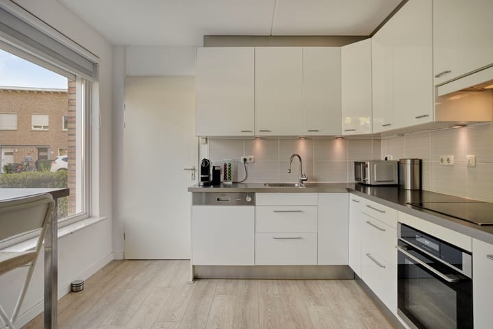 Foto 4 van Aalmoezenier Verheggenplein 56