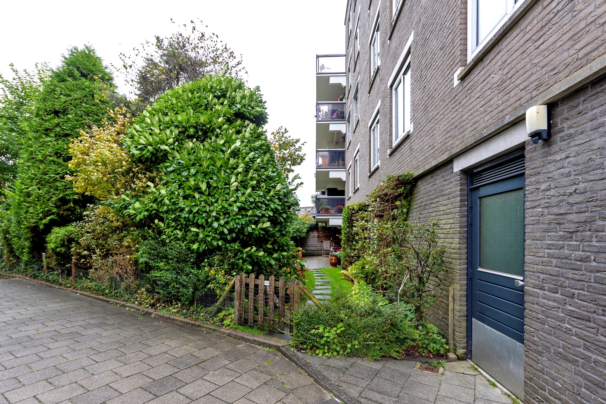 Photo 54 of M.K. Gandhiplein 106