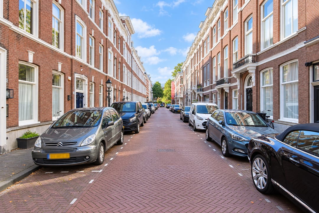 Photo 8 of Prinses Mariestraat 6-F