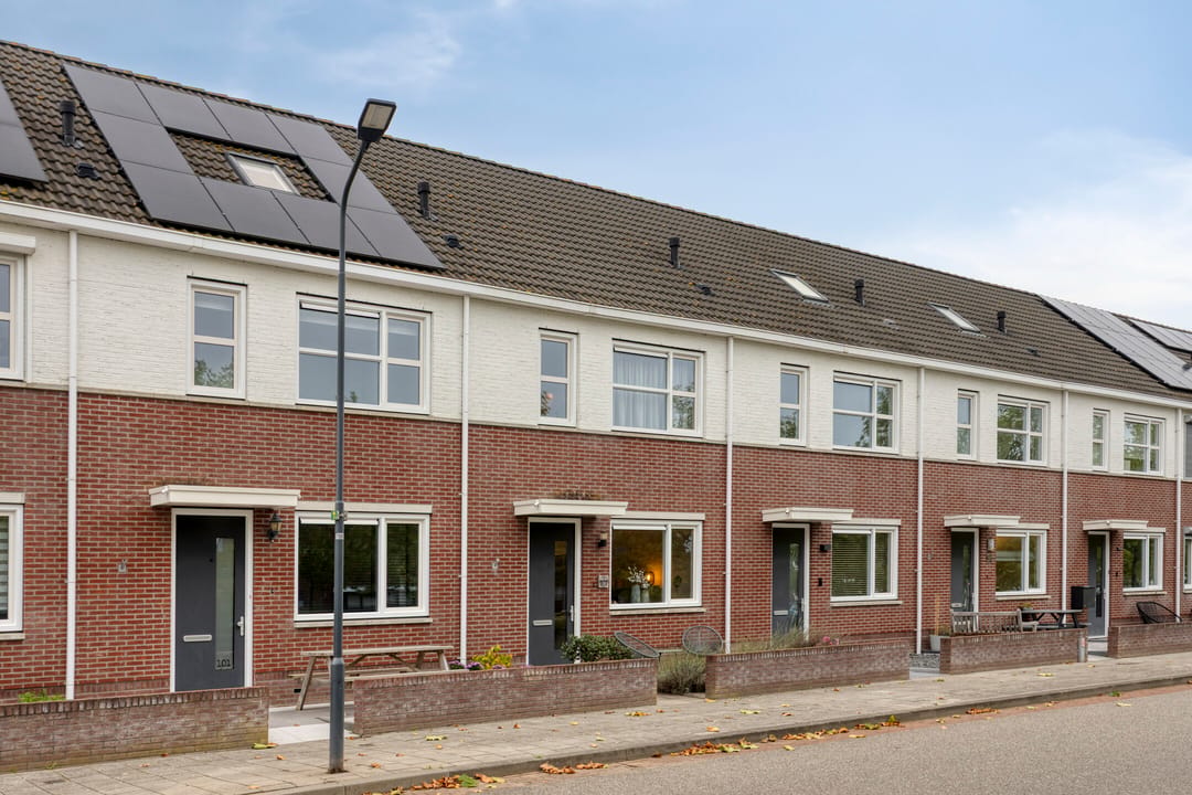 Photo 1 of Hilleweg 99