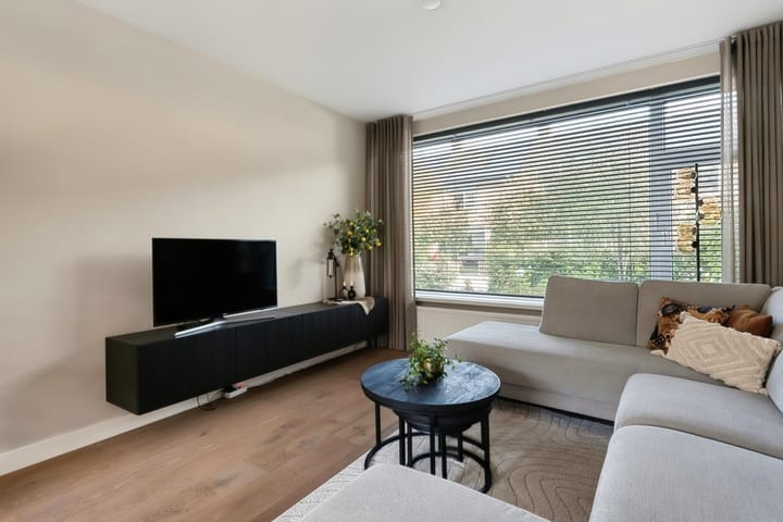 Foto 4 van Lion Cachetstraat 9