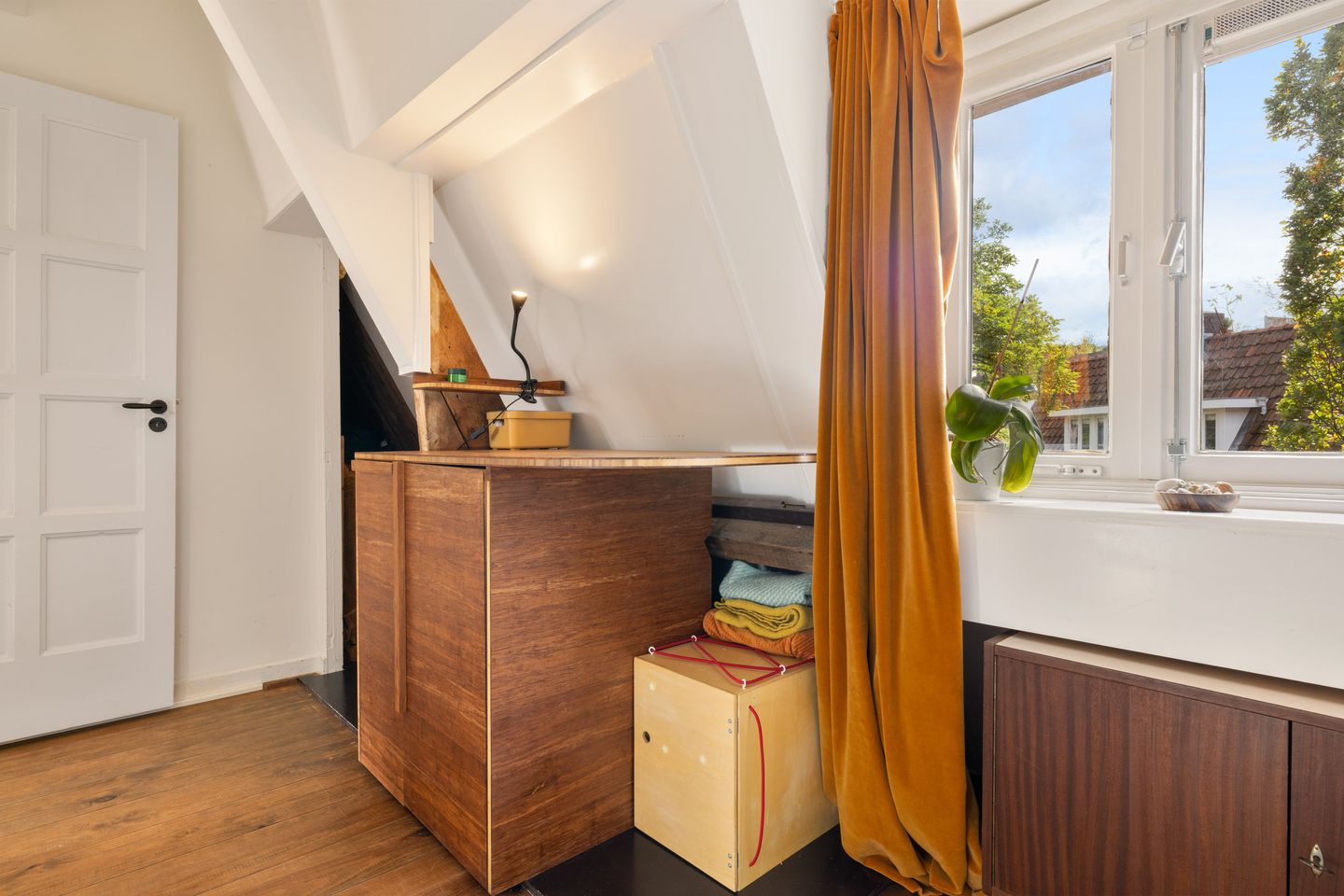 Photo 55 of Latherusstraat 25