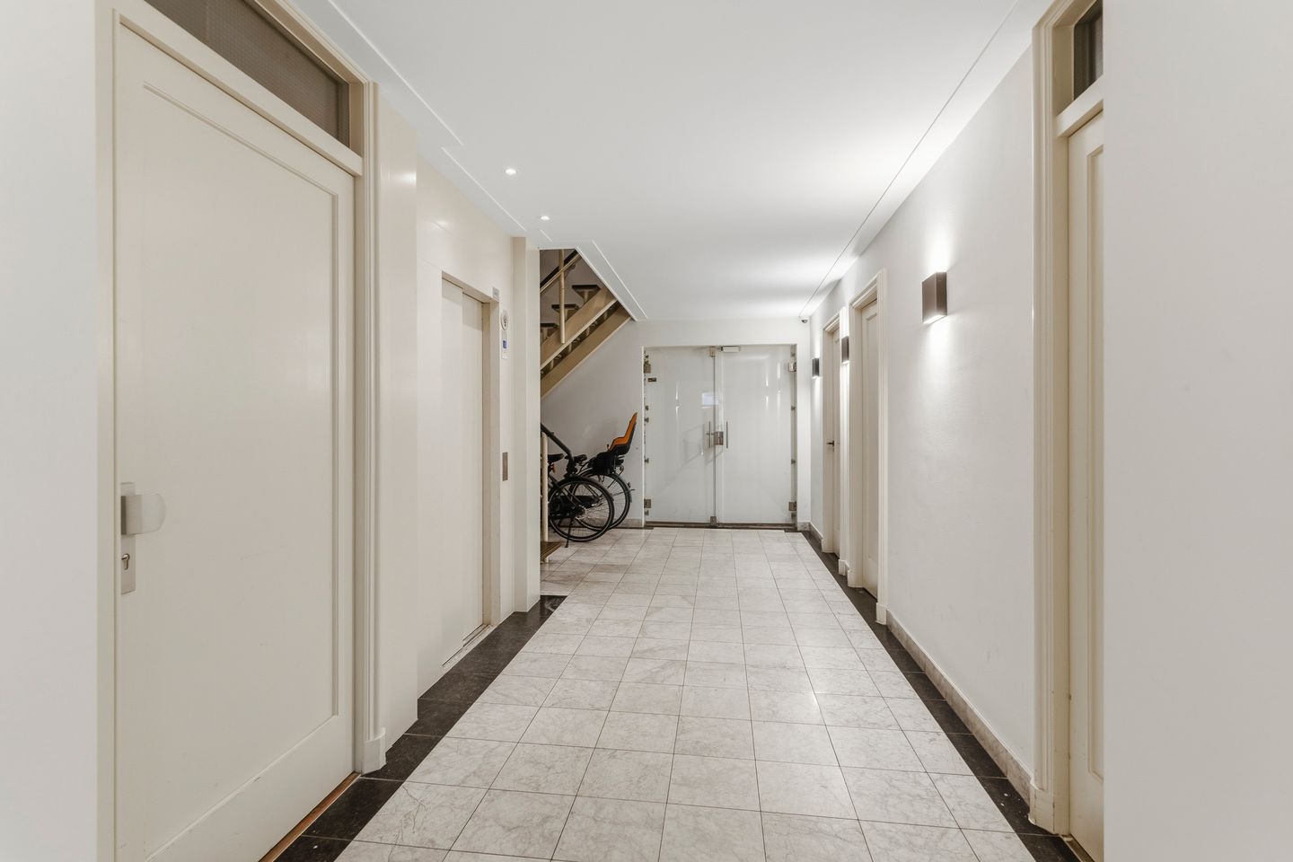 View photo 4 of Keizersgracht 585