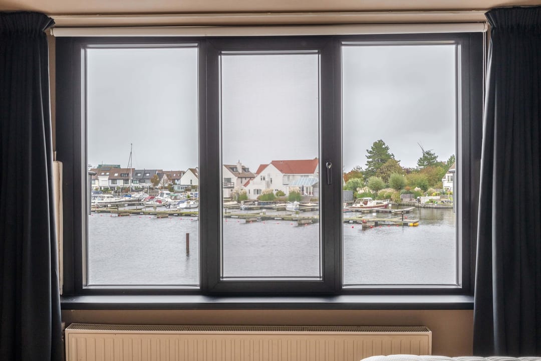 Foto 17 van Pluto 153