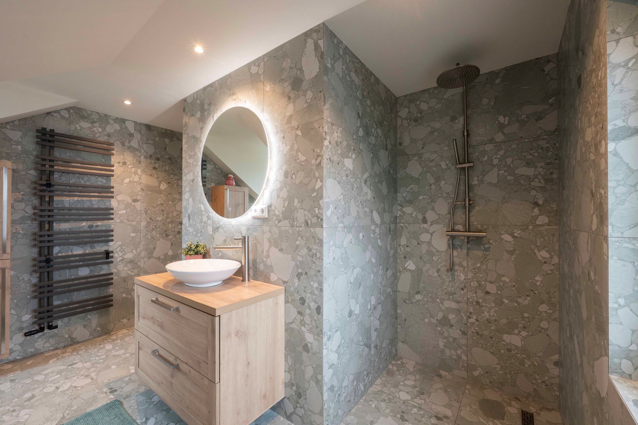 Photo 33 of Onze Lieve Vrouwestraat 171