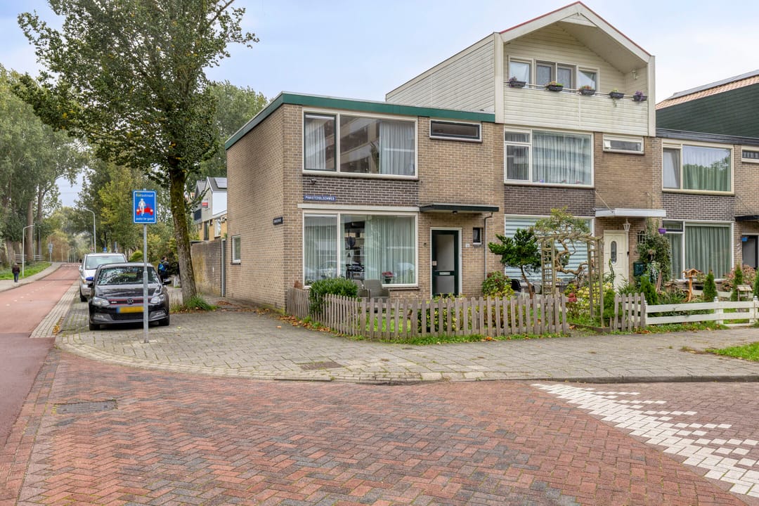 Photo 22 of Pinksterbloemweg 16