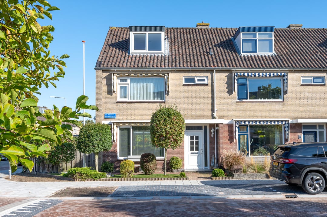 Photo 1 of H Roland Holststraat 25