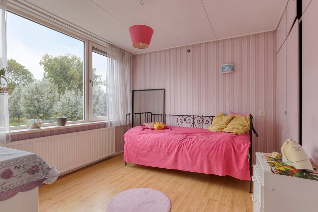 Photo 16 of Pinksterbloemweg 16