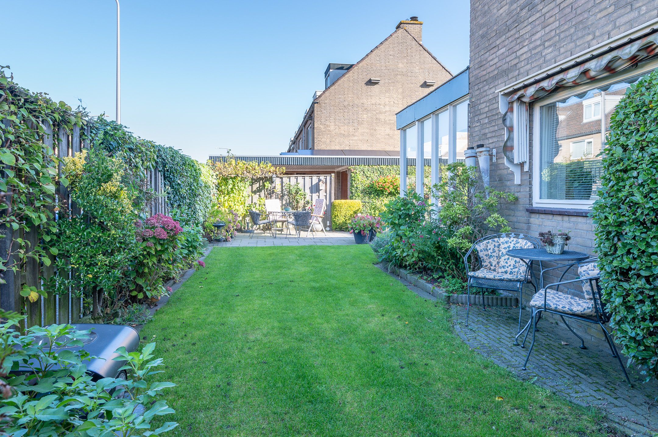 Photo 18 of H Roland Holststraat 25