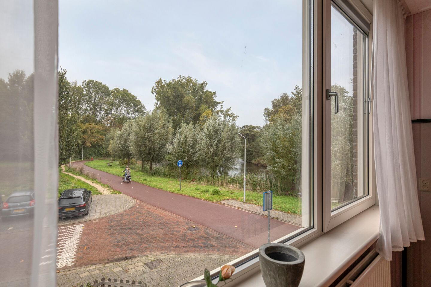 Photo 19 of Pinksterbloemweg 16