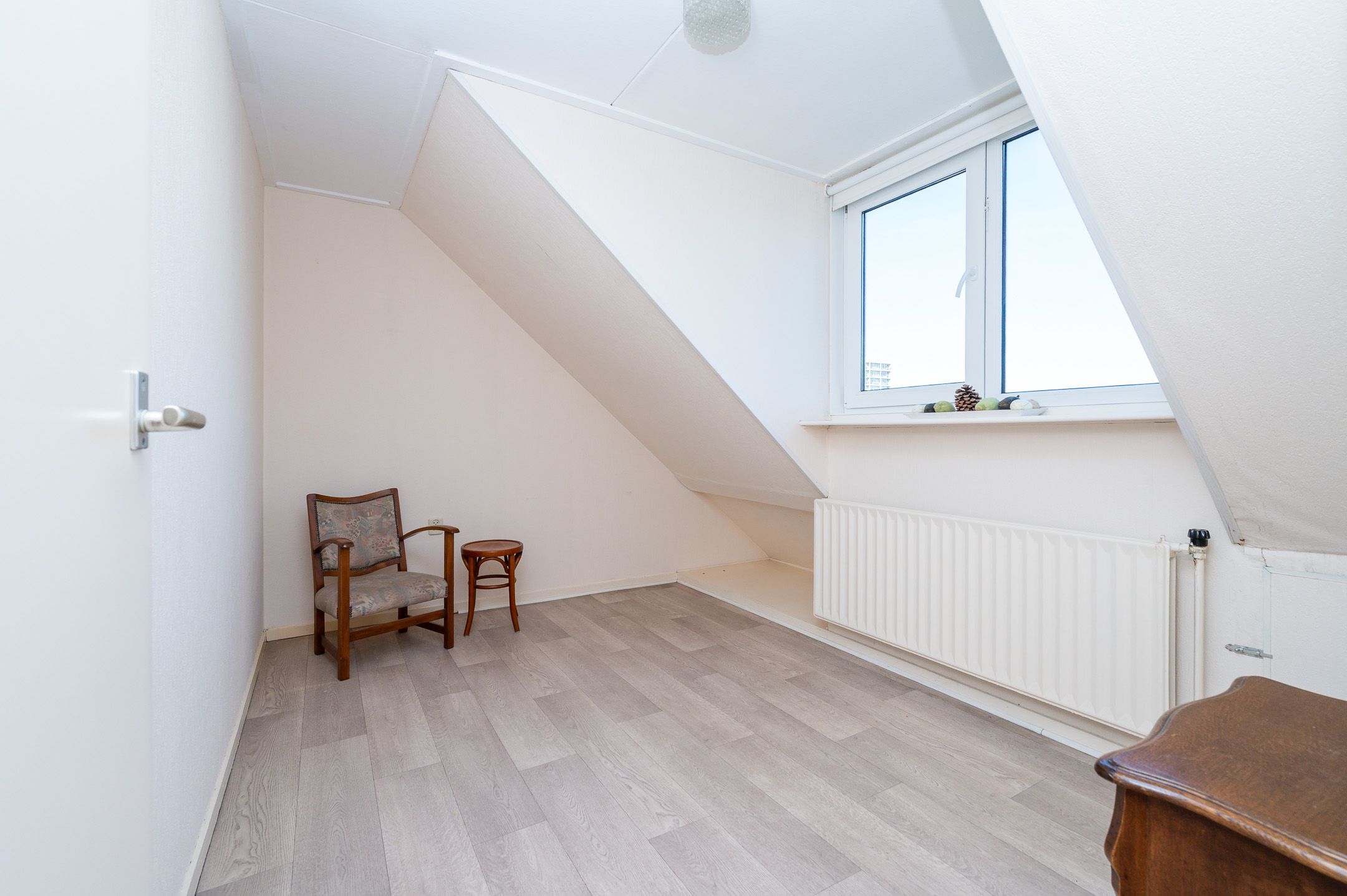 Photo 36 of H Roland Holststraat 25