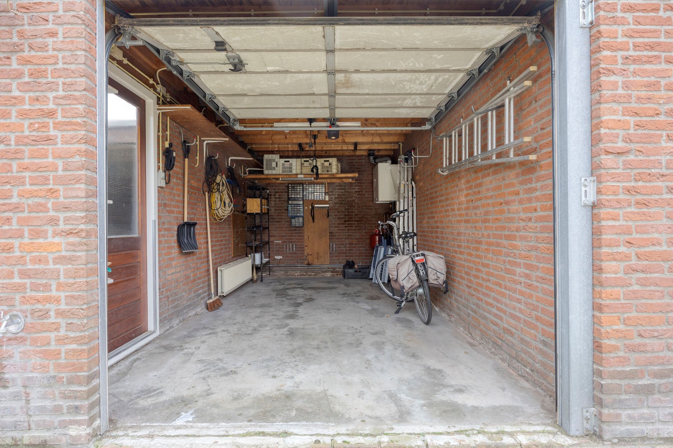 Photo 30 of Beatrixstraat 17