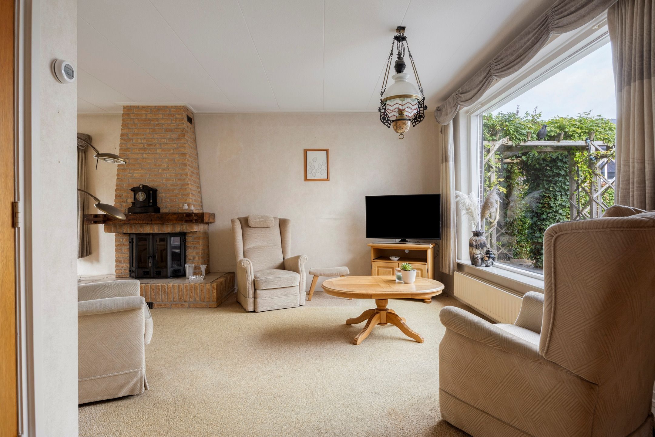 Photo 6 of Beatrixstraat 17