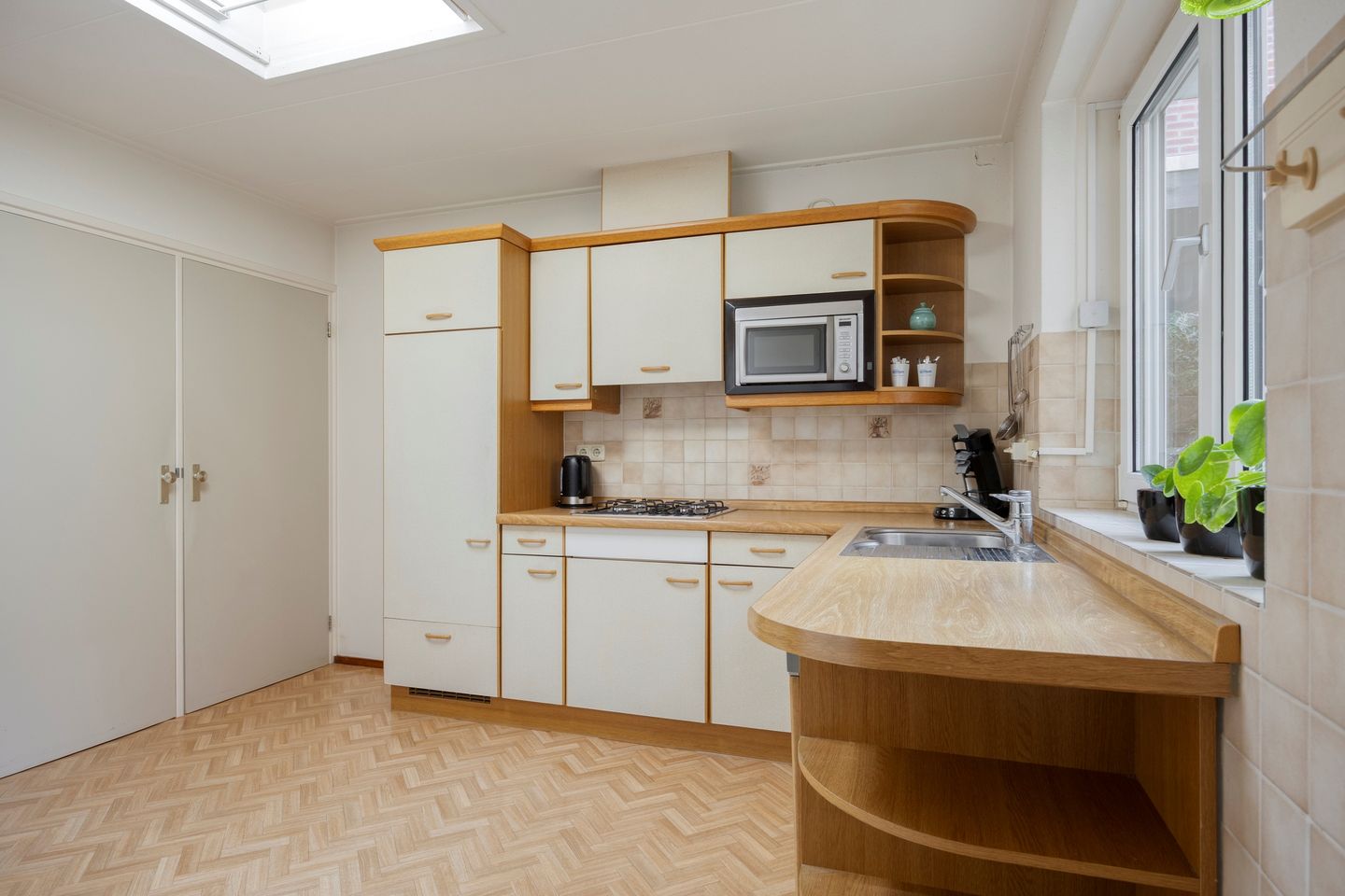 Photo 4 of Beatrixstraat 17