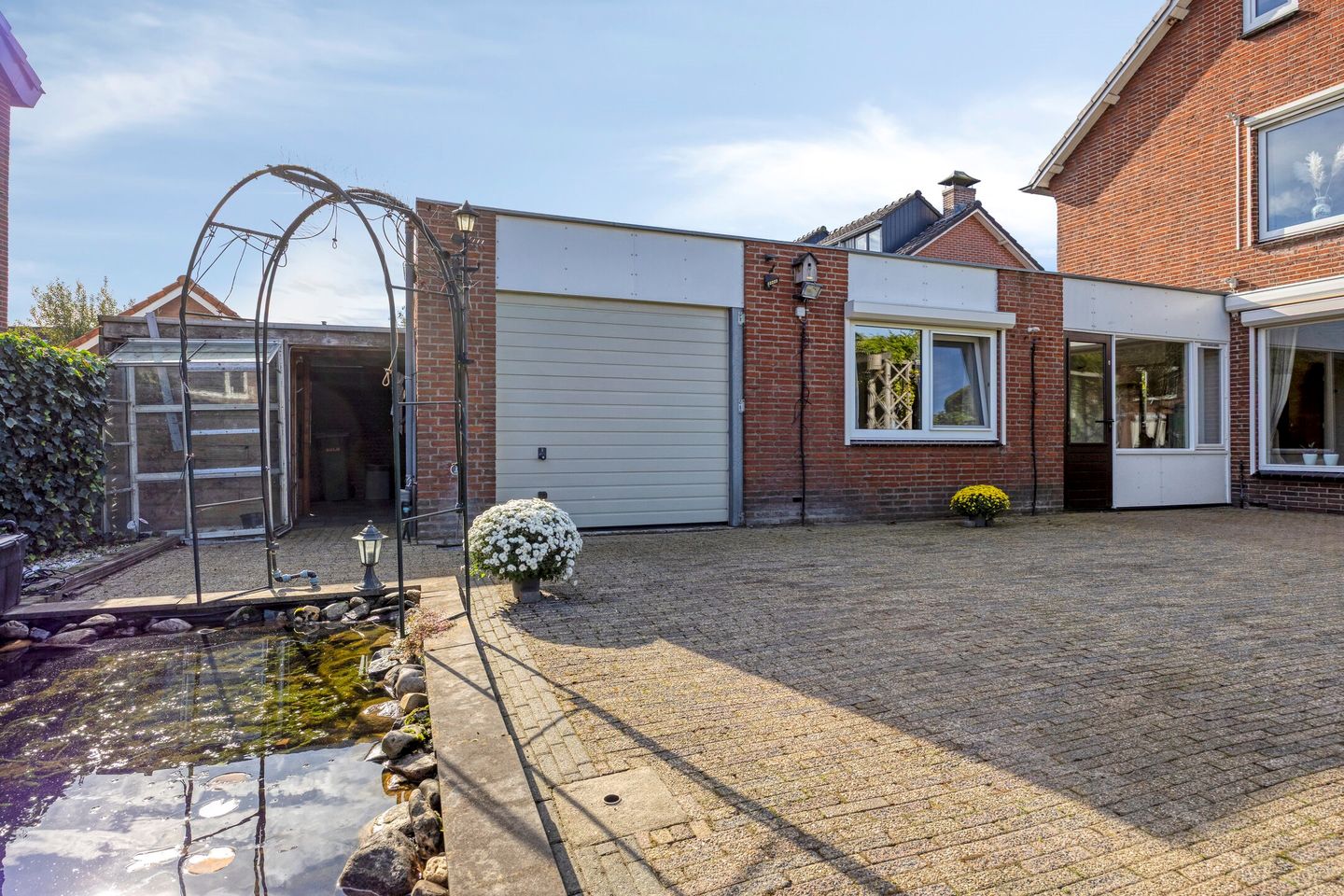 Photo 29 of Beatrixstraat 17