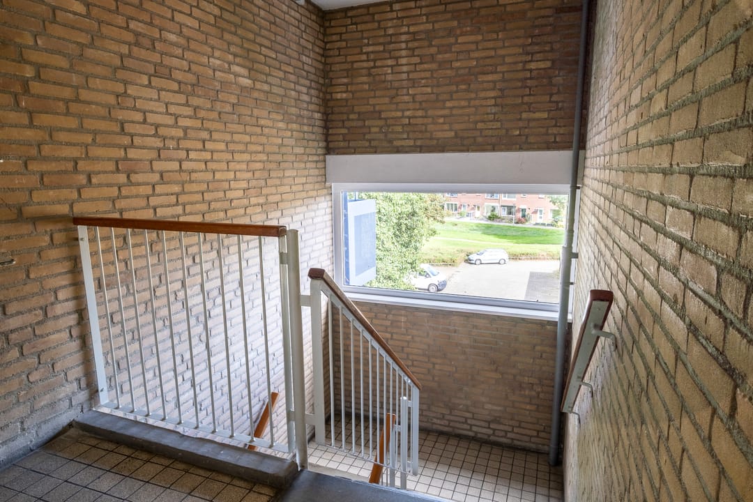 Photo 8 of Roelof van Schevenstraat 66