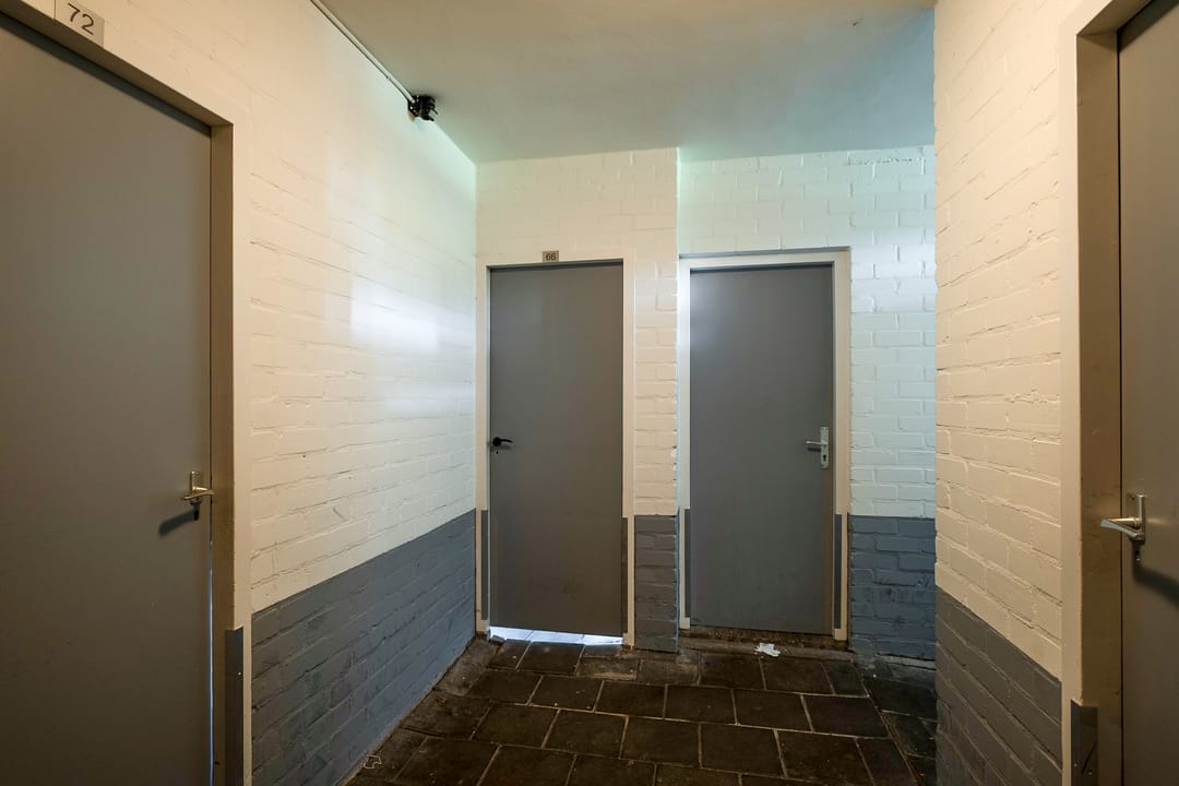 Photo 22 of Roelof van Schevenstraat 66