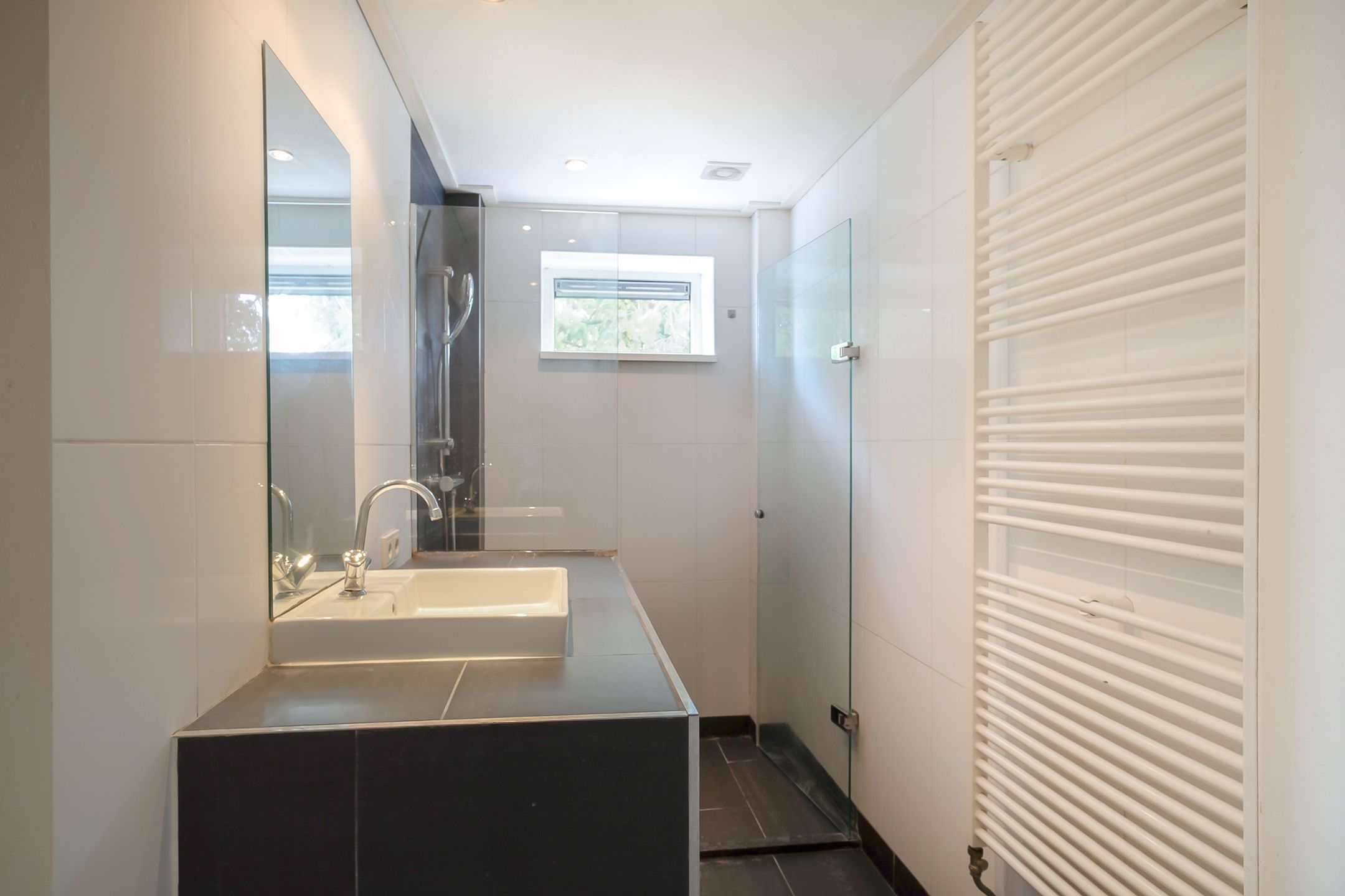 Photo 21 of Roelof van Schevenstraat 66