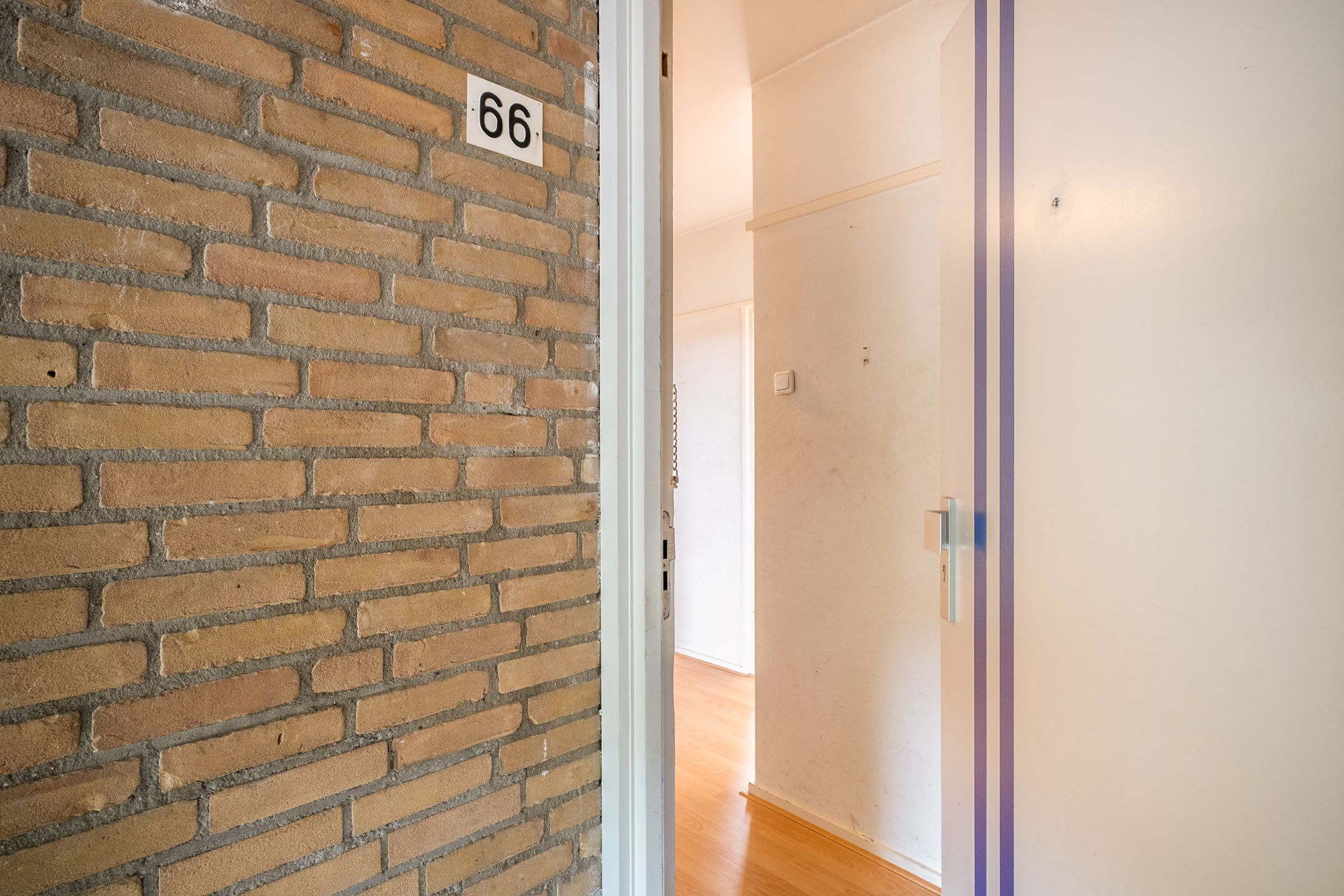 Photo 9 of Roelof van Schevenstraat 66