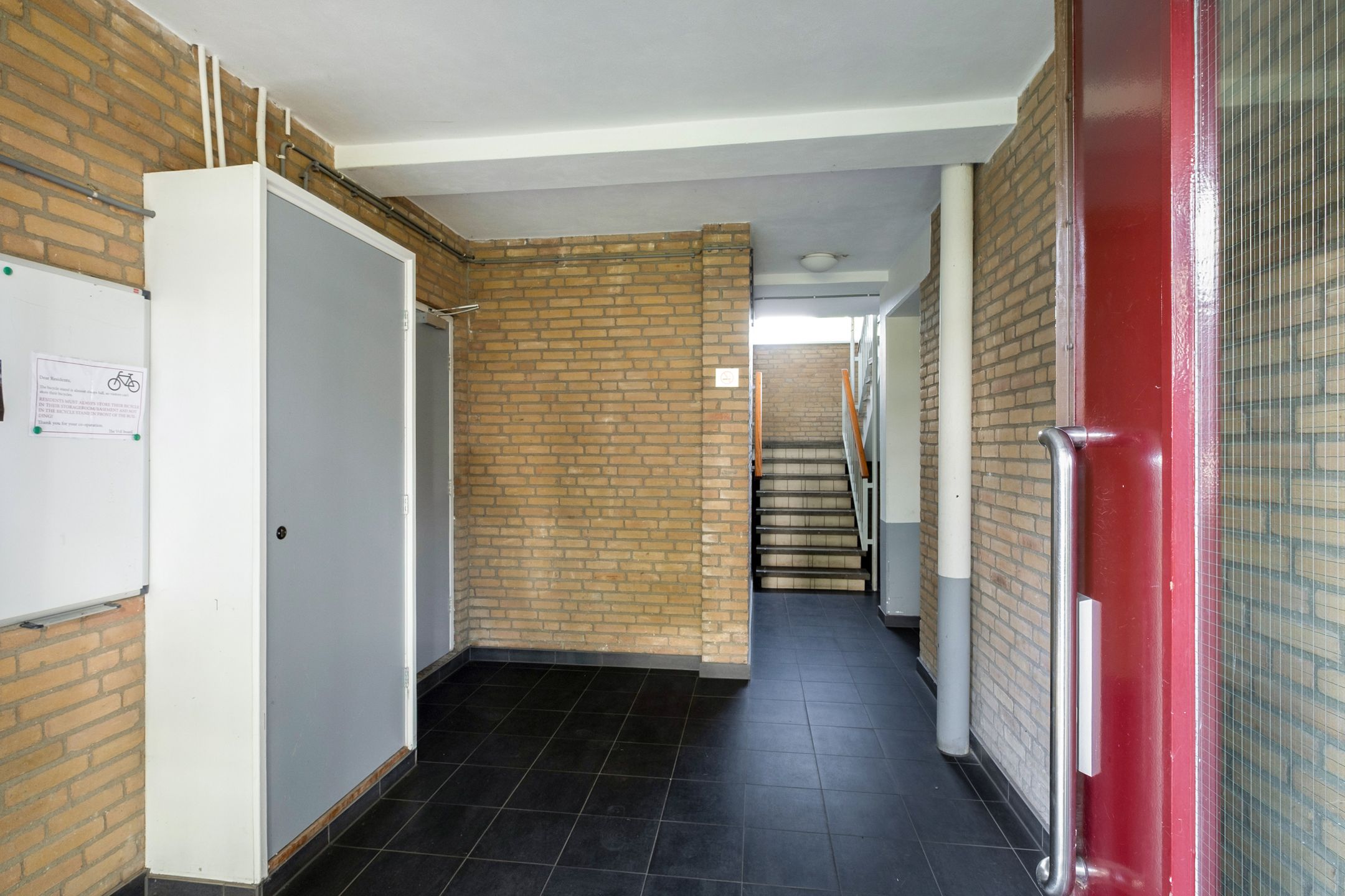 Photo 6 of Roelof van Schevenstraat 66