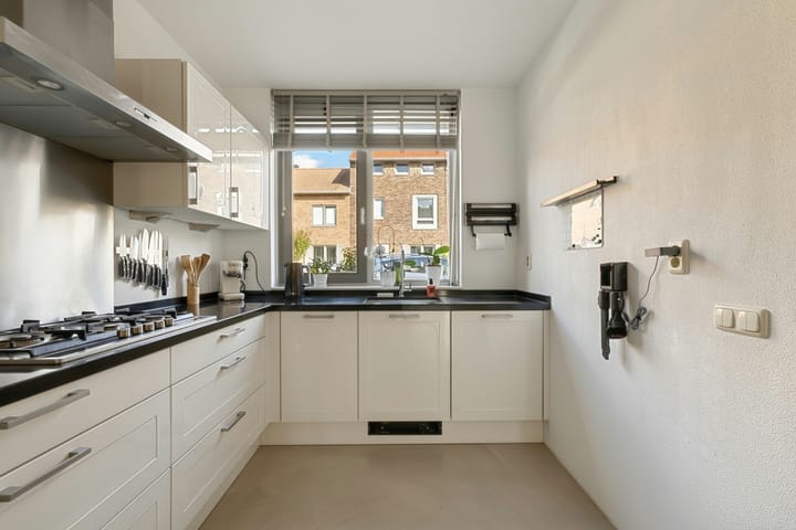 Tussenwoning te koop: Slagenland 13, Assendelft