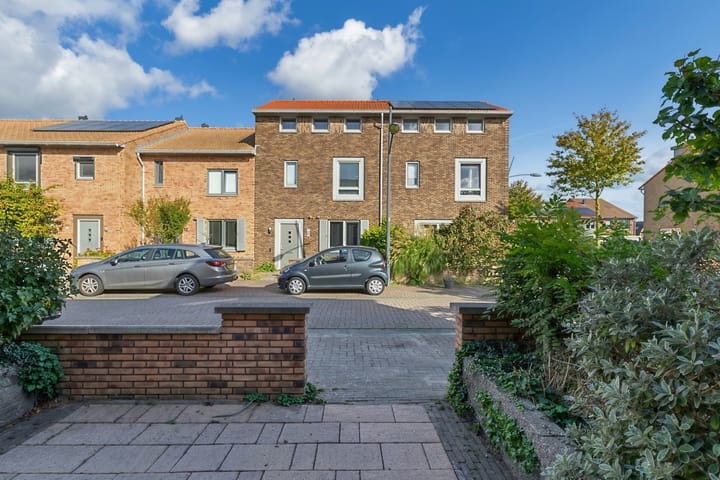Tussenwoning te koop: Slagenland 13, Assendelft