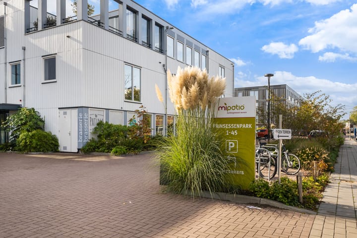 Appartement te koop: Prinsessenpark 6, Leeuwarden