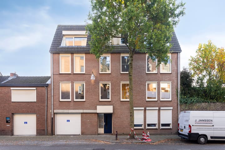 Appartement te koop: Mariagardestraat 74, Roermond