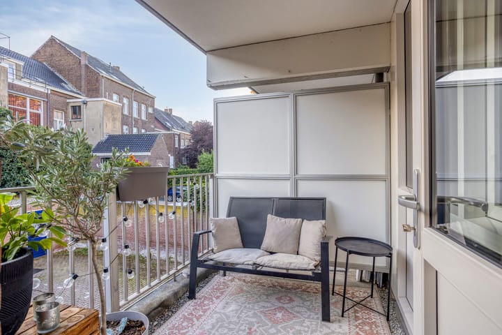 Appartement te koop: Mariagardestraat 74, Roermond