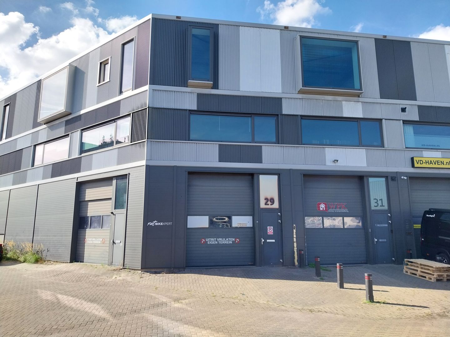 Bekijk foto 1 van Ambachtsstraat 29