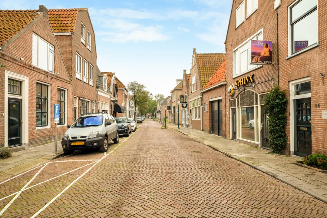 Foto 32 van West 37