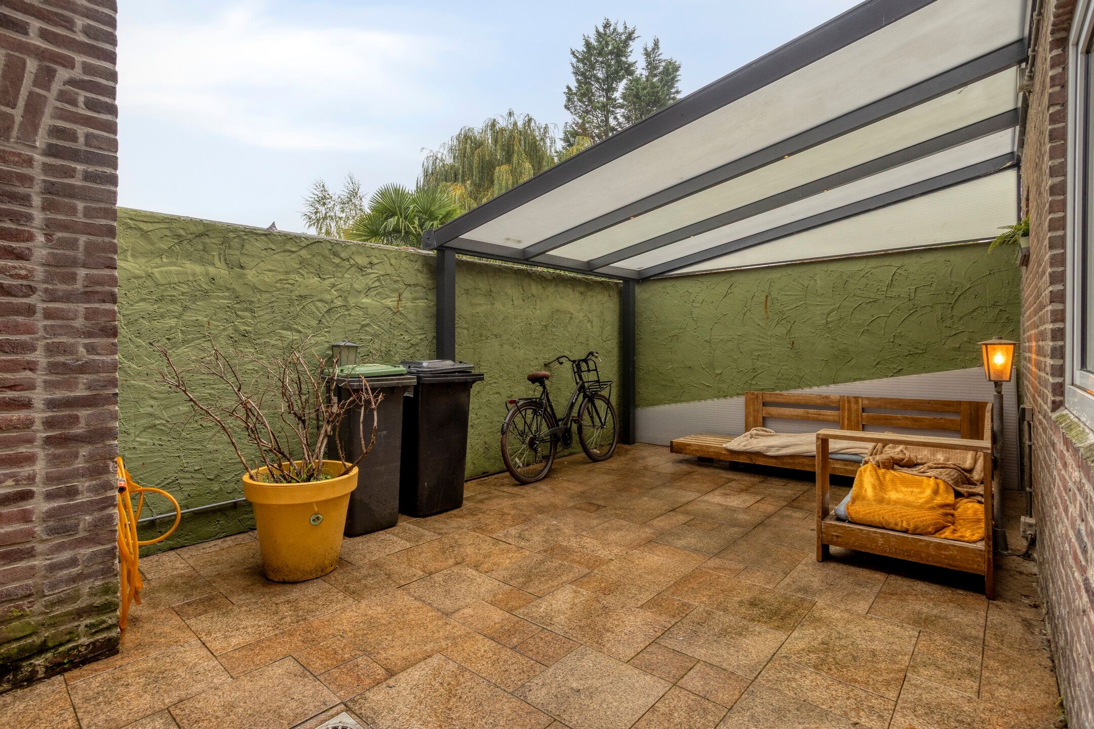 Photo 39 of Willemstraat 21