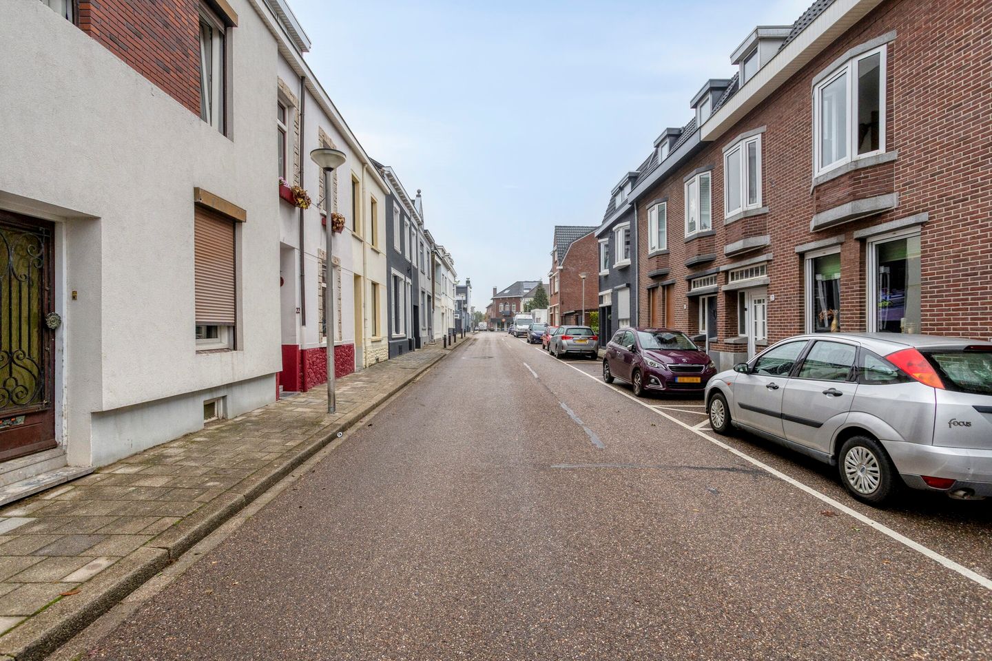 Photo 4 of Willemstraat 21