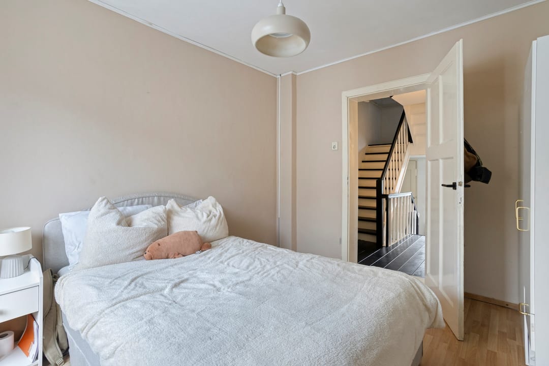 Photo 32 of Willemstraat 21