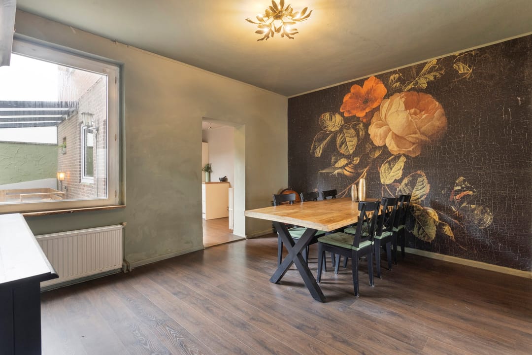 Photo 8 of Willemstraat 21