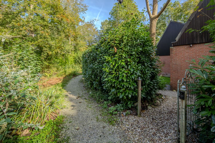 Twee-onder-één-kap te koop: Bijsselseweg 11-34, Biddinghuizen