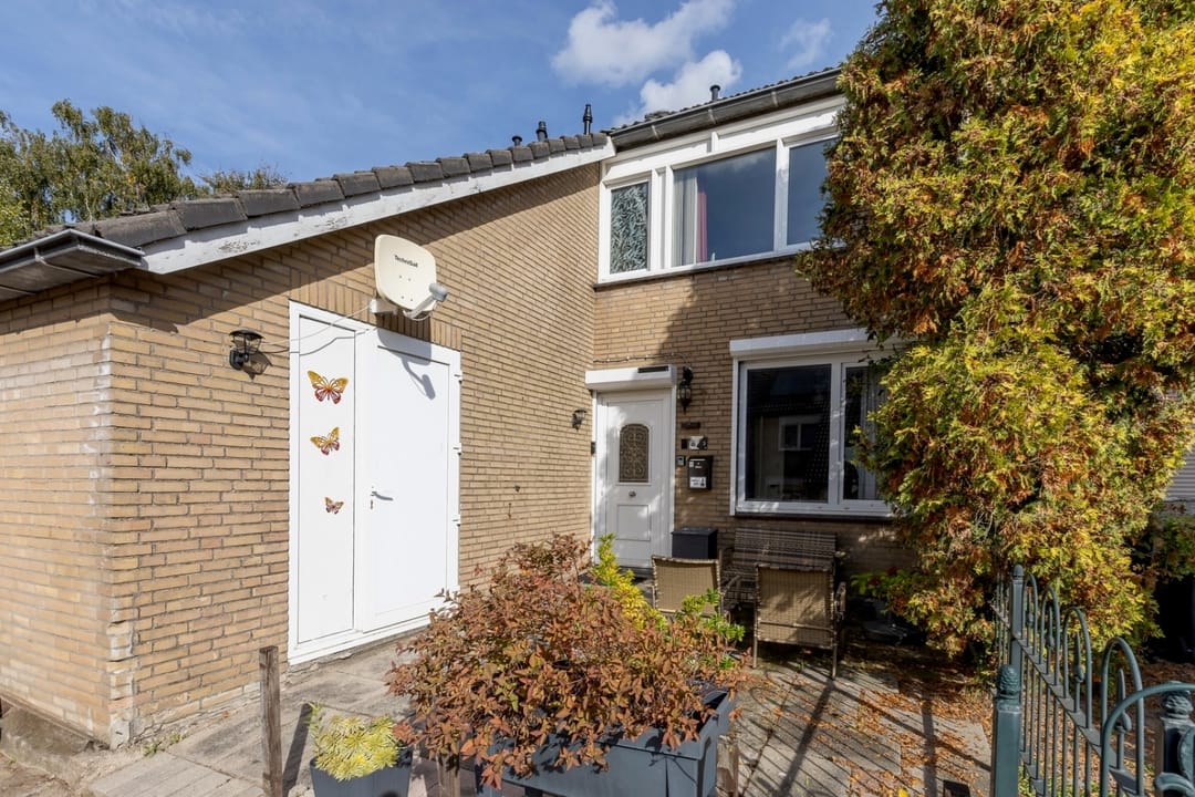Photo 2 of Hof van Voorne 3