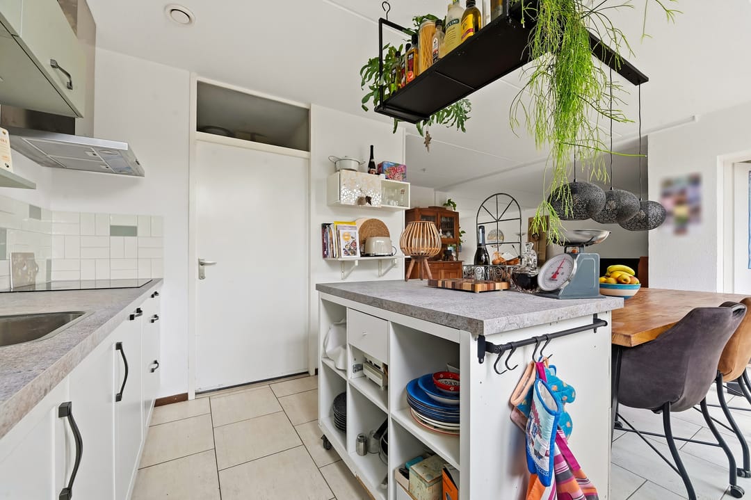 Photo 17 of Van der Meulenstraat 42