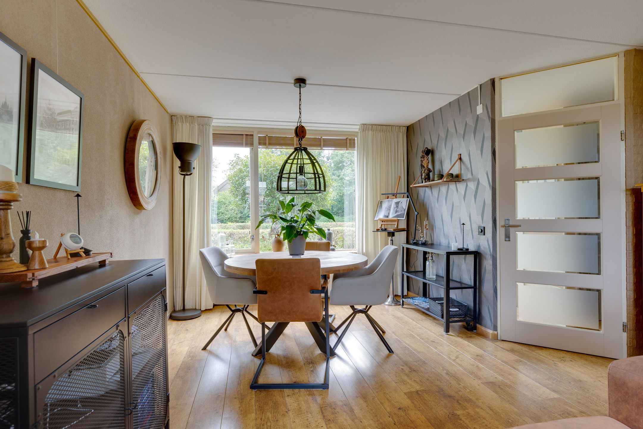 Photo 6 of Van Leeuwtemarke 40