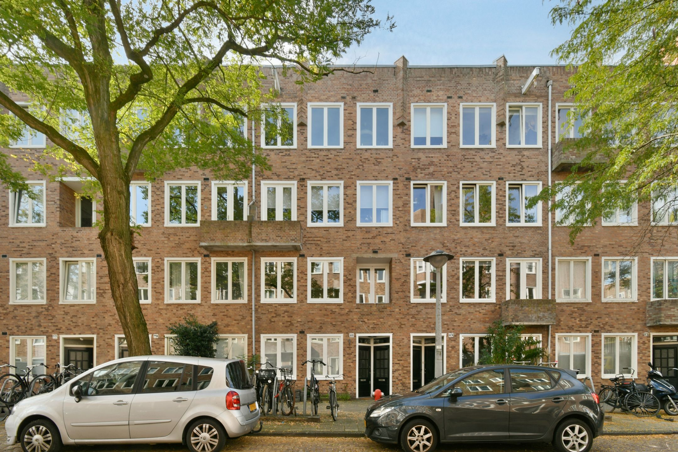 Photo 21 of Van Spilbergenstraat 81-1