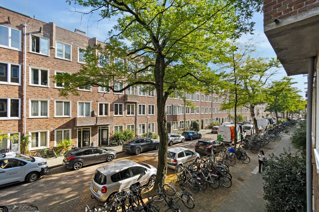Photo 22 of Van Spilbergenstraat 81-1