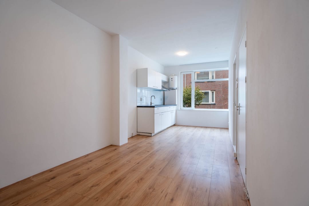 Foto 8 van Moerkerkestraat 147-B01