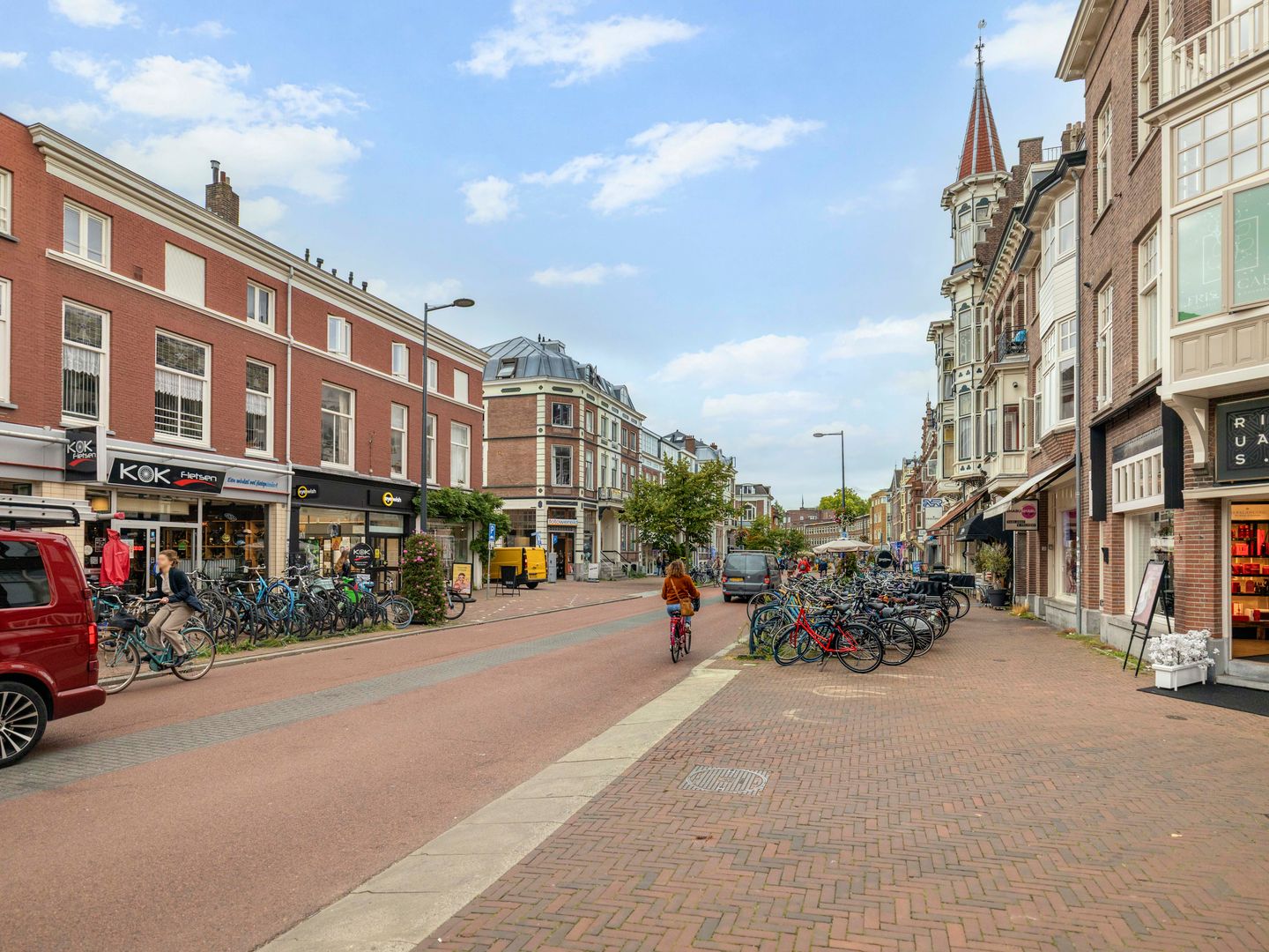 Photo 35 of Kerkdwarsstraat 2