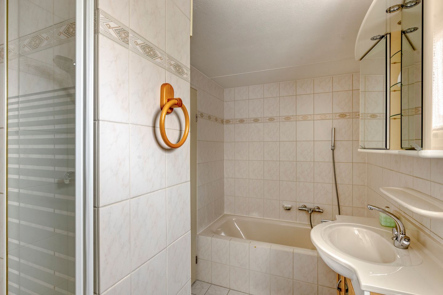 Photo 25 of Tolhuislaan 11
