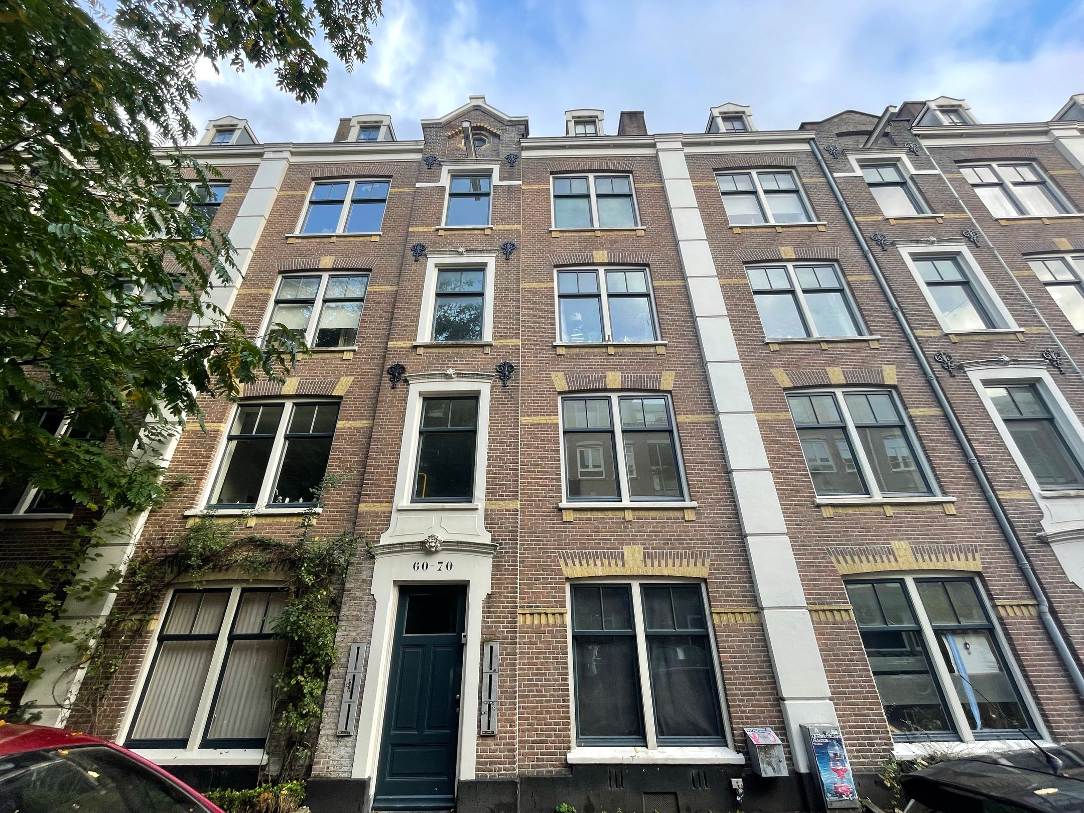 Tweede Jacob van Campenstraat 64 apartment