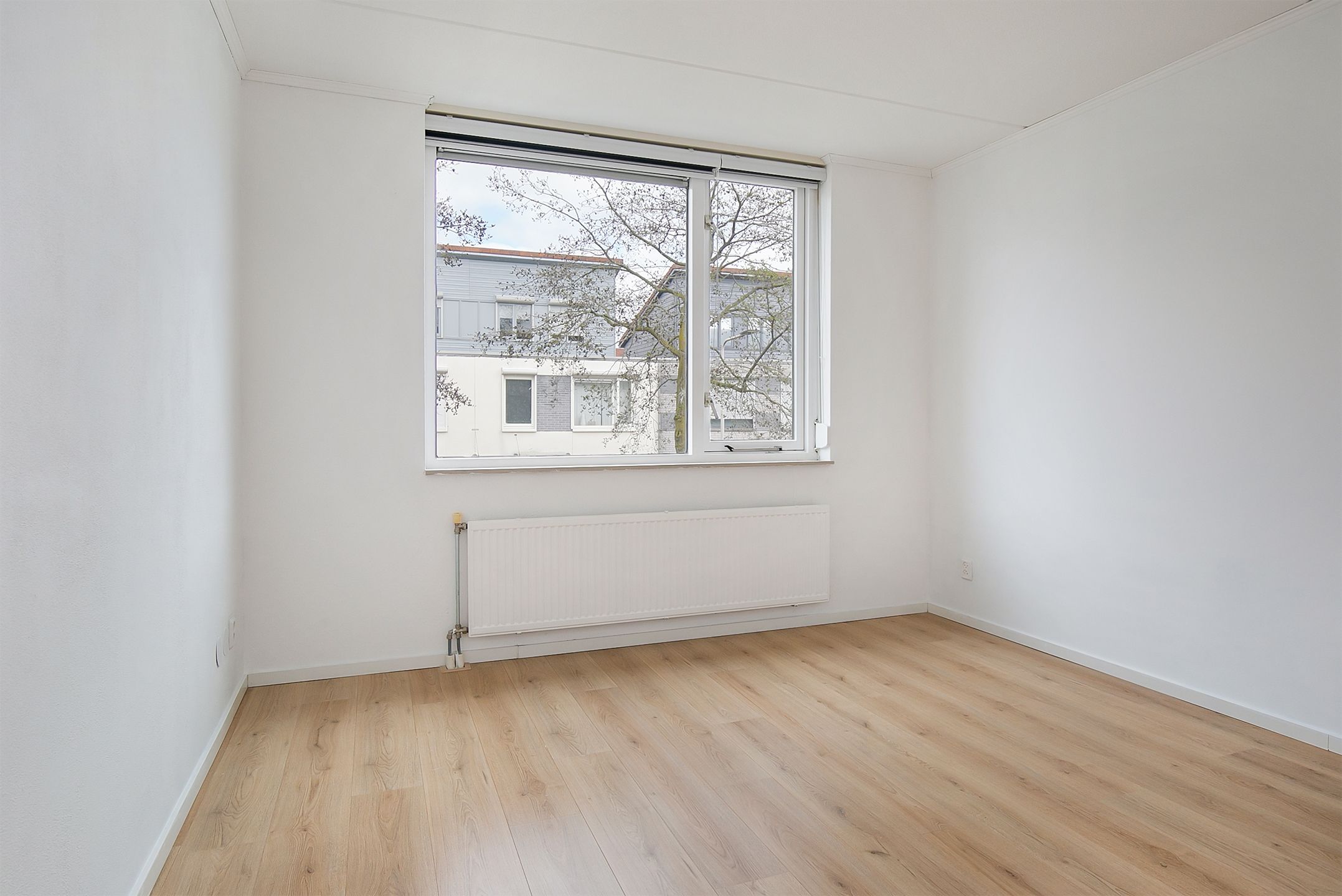 Photo 15 of Wim Sonneveldstraat 20