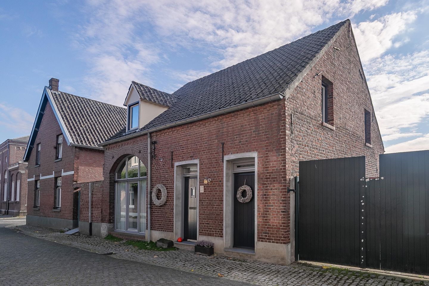 Photo 5 of Schoolstraat 1-A