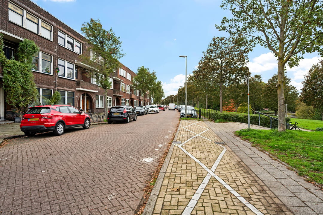 Photo 11 of Jozef Israëlsstraat 9
